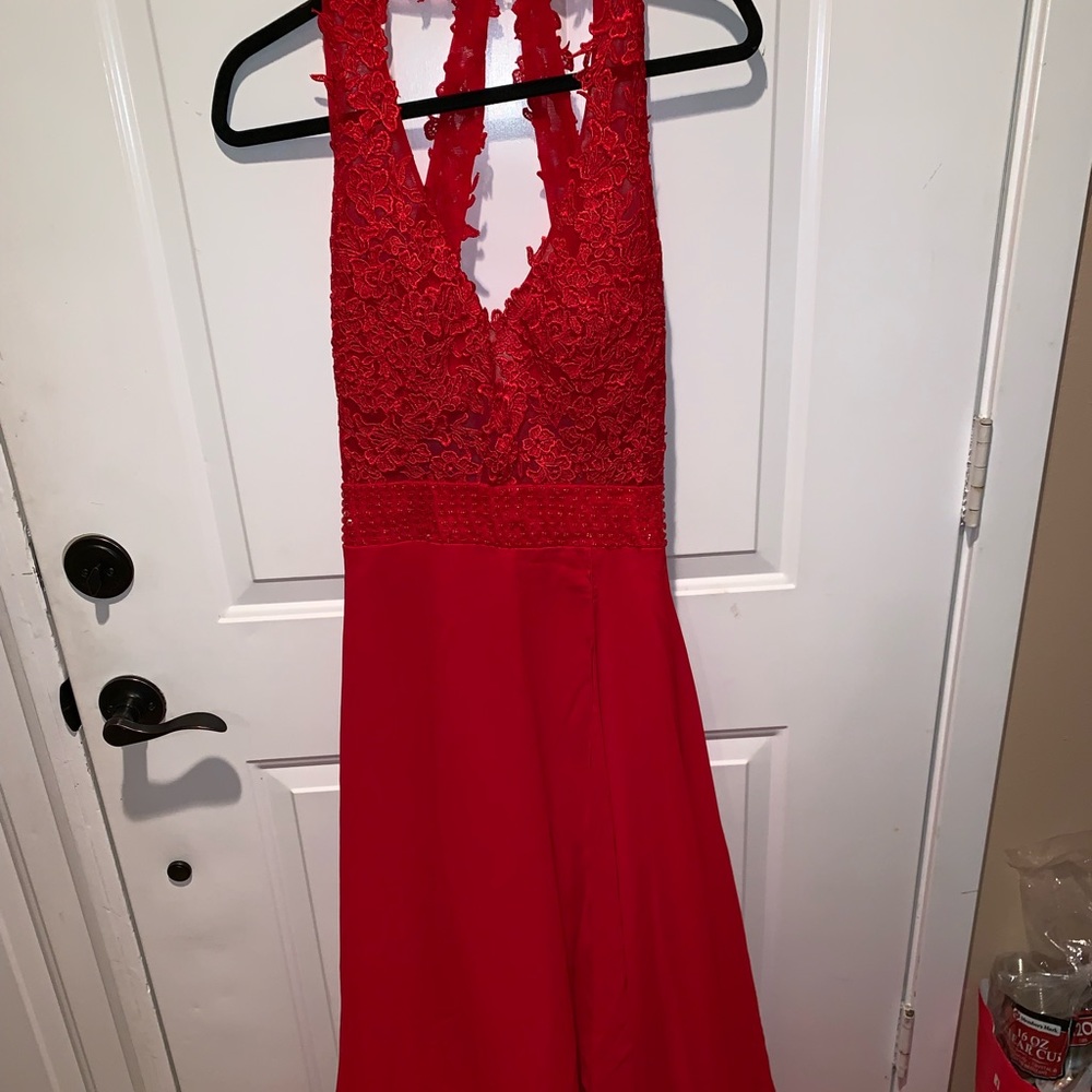 Red prom dress